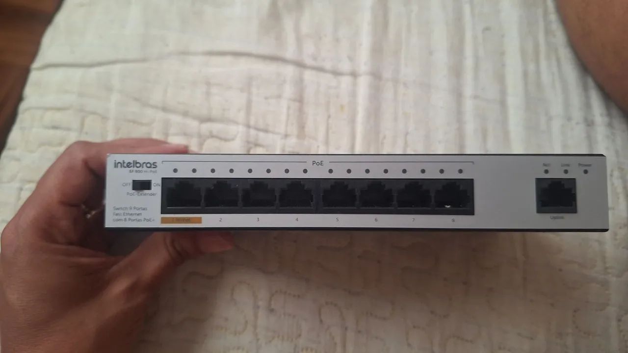 Switch 9 P PoE+ Intelbras 