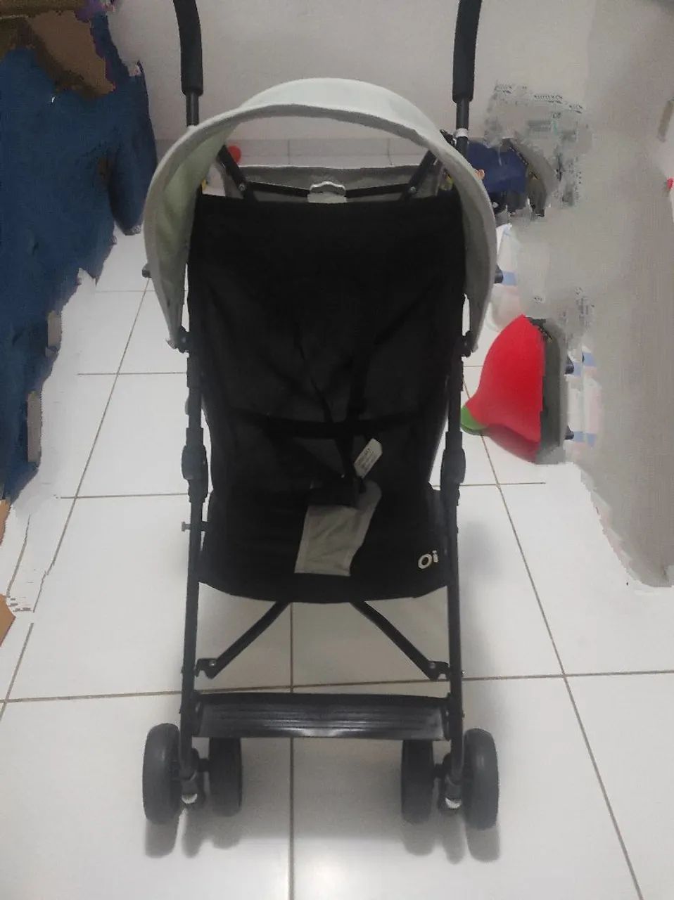 Carrinho de Bebê na cor cinza e preto - Foto 3