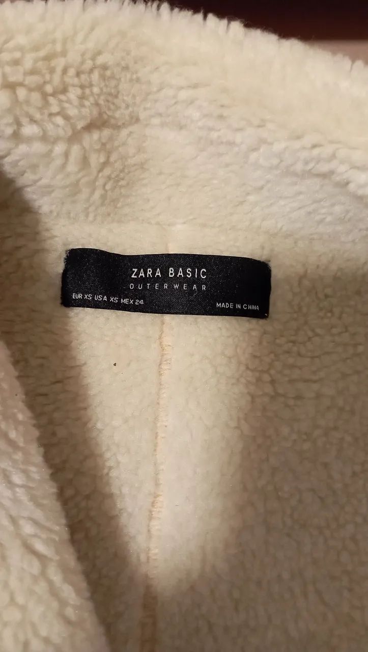 Jaqueta Zara forrada com peles  - Foto 2