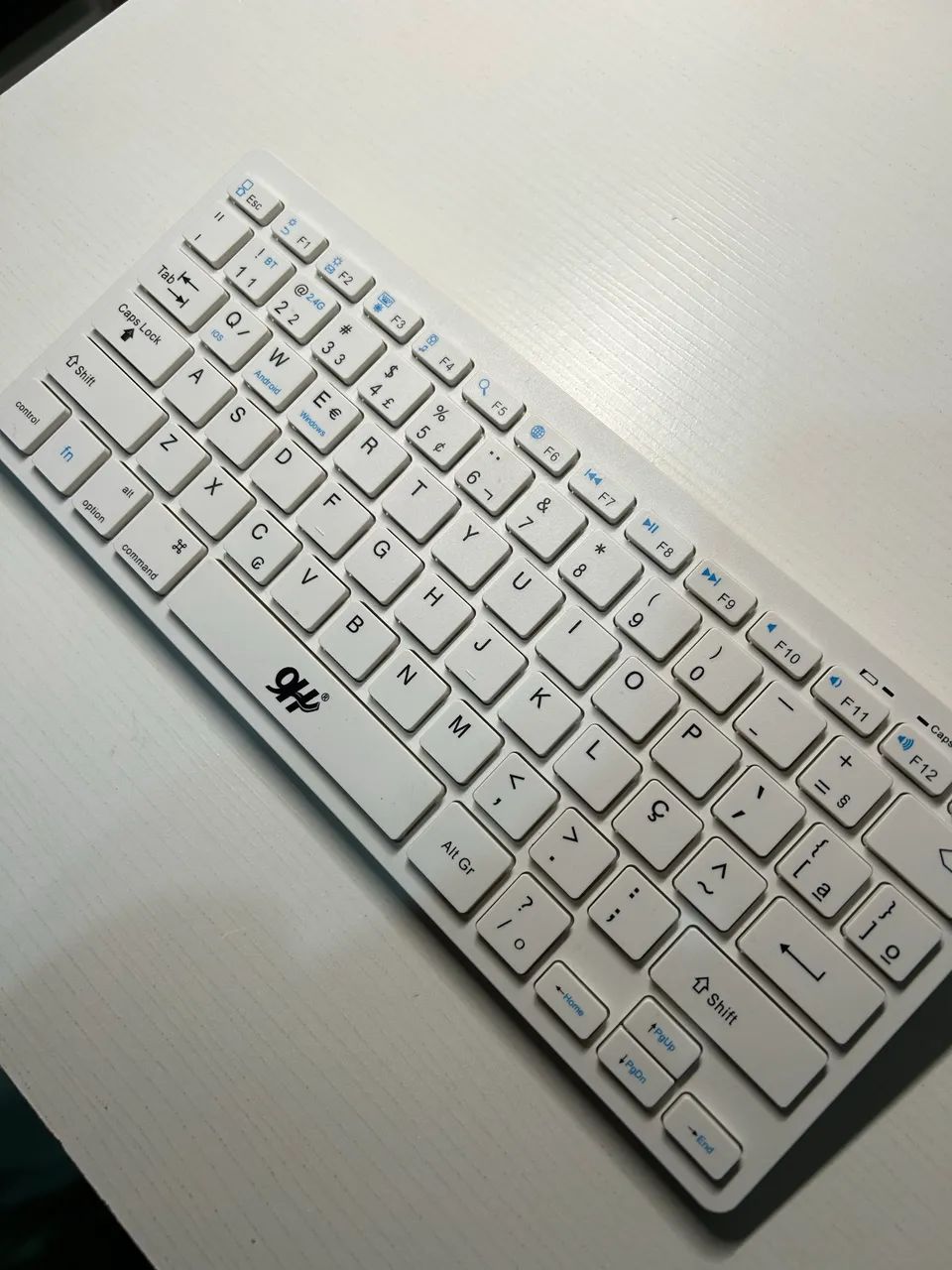 Teclado sem fio branco