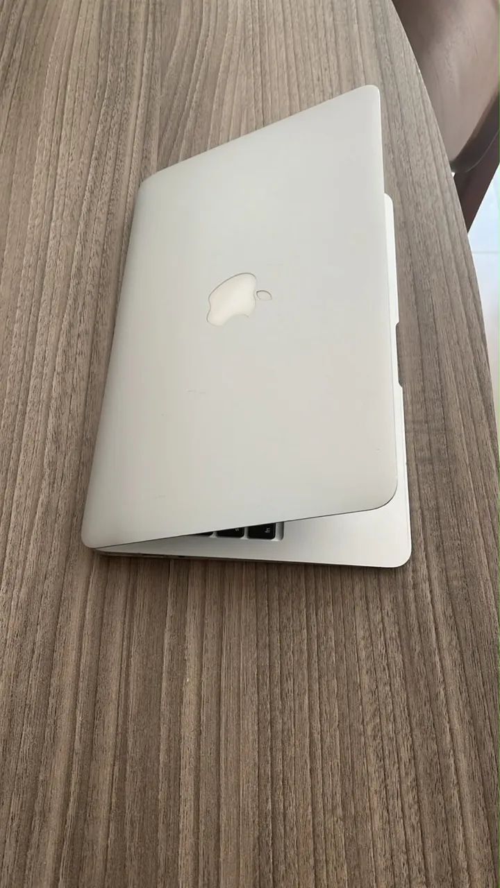 MacBook Air 1465 i5 4GB - Ótimo Estado - Foto 2
