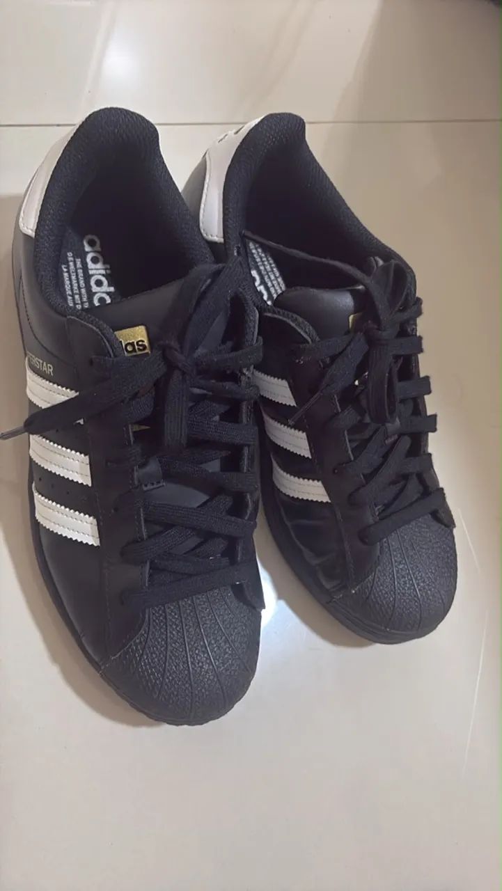 Tênis adidas Superstar