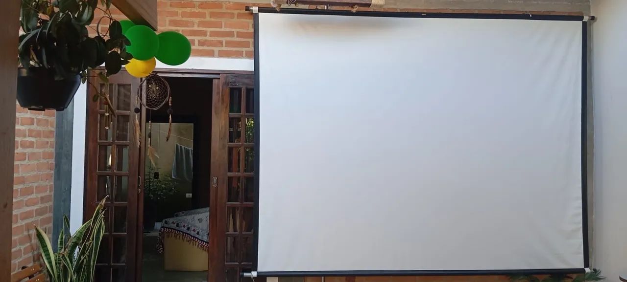 VENDE-SE TELA DE PROJETOR
