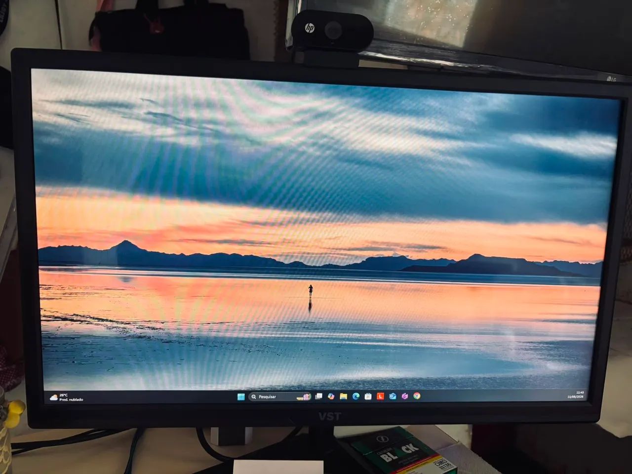 Monitor 24"