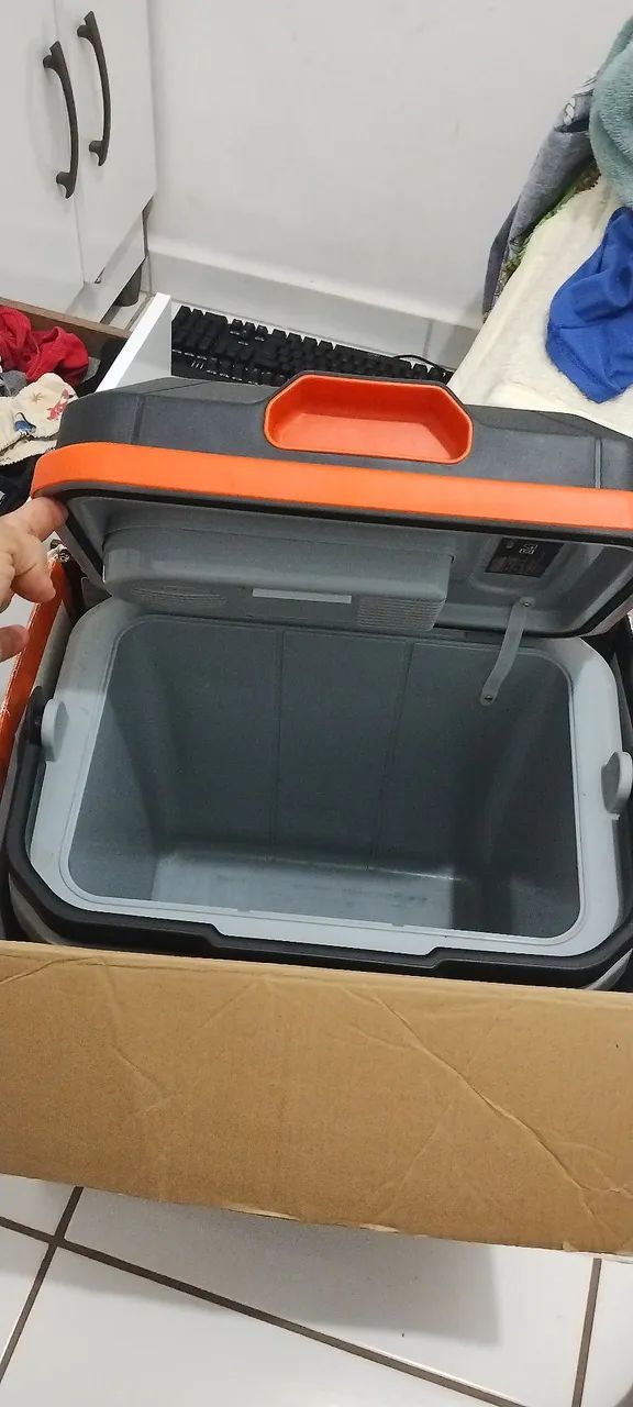  Mini geladeira black decker 24 litros - Foto 2