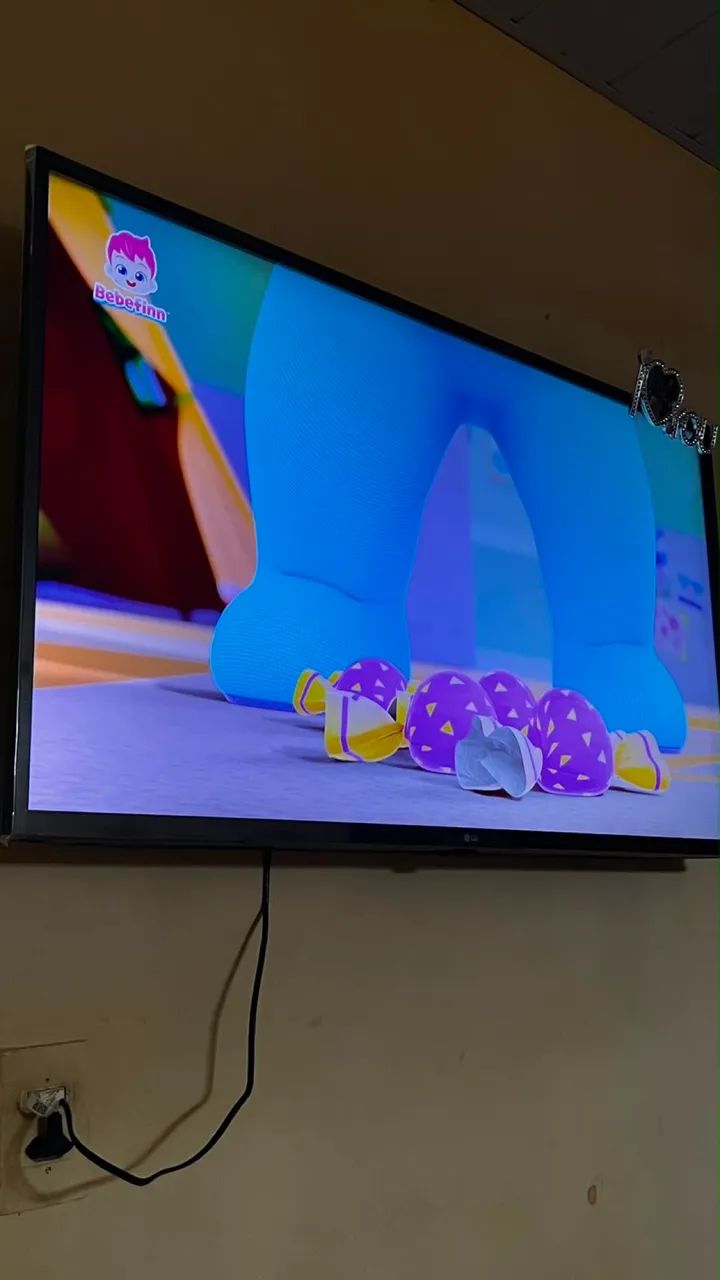 Vendo tv de 43 polegadas  - Foto 2
