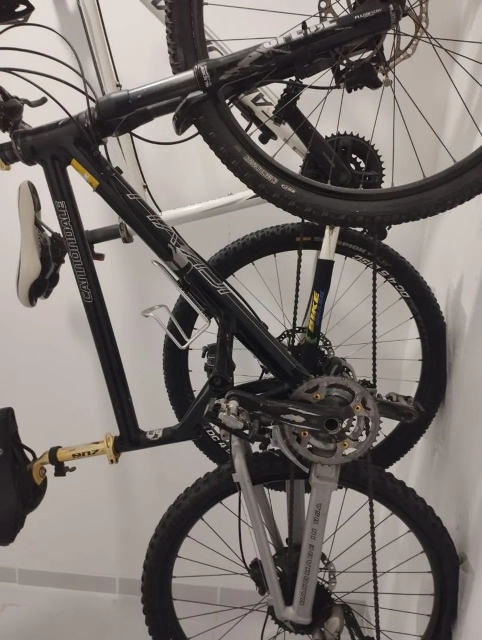 Duas bicicletas Cannondale aro26 