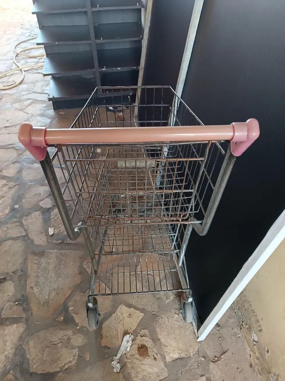 Carrinho para supermercados  - Foto 3