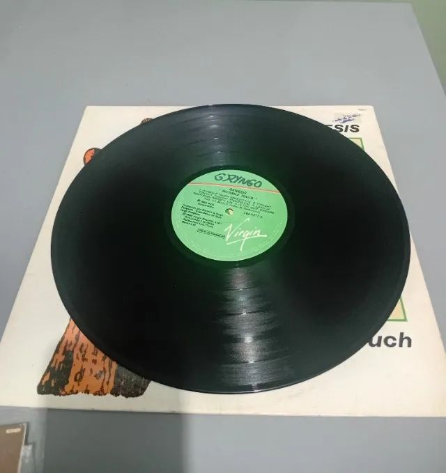 LP VINIL - GENESIS - INVISIBLE TOUCH - Foto 2