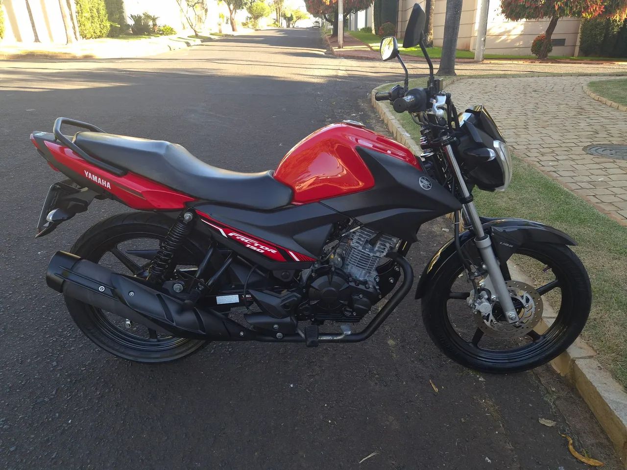 Vendo Yamaha YBR Factor 150 Flex 22/23 - Foto 2