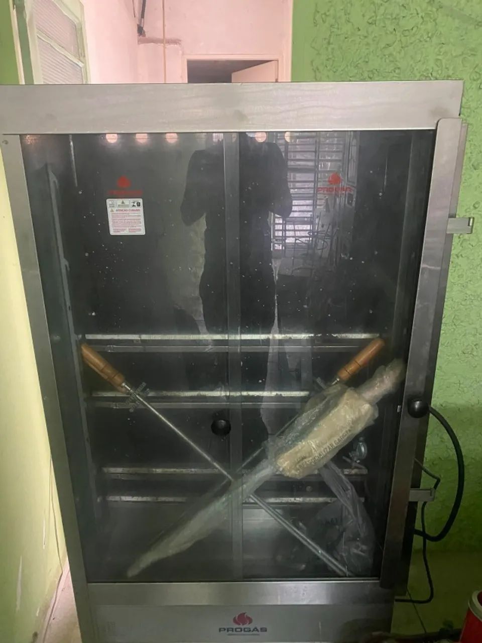 Máquina de assar frango 