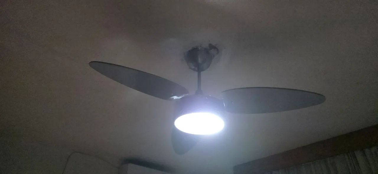 2 Ventiladores de teto, semi-zero da marca ventisol 