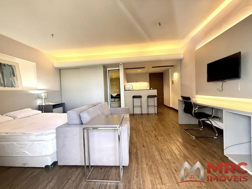 LINDO APTO REFORMADO - MOBILIADO - COM VARANDA - Foto 5