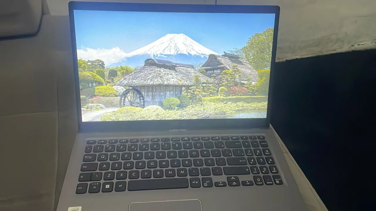 Vende - se , notebook novinho 1 mês de uso  - Foto 4
