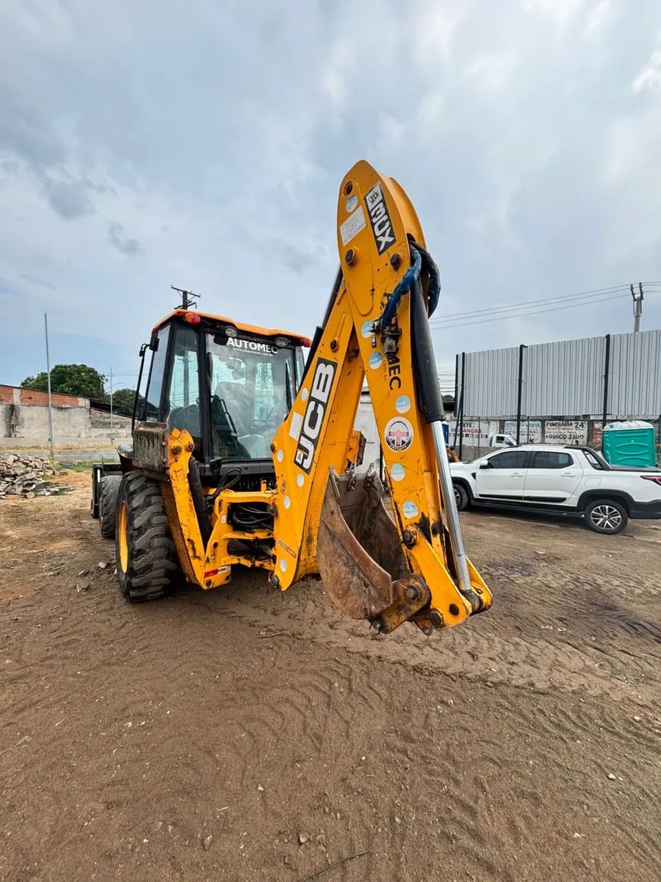 Retroescavadeira JCB 3CX 2019 com 3ª função e caçamba hidráulica - Foto 6