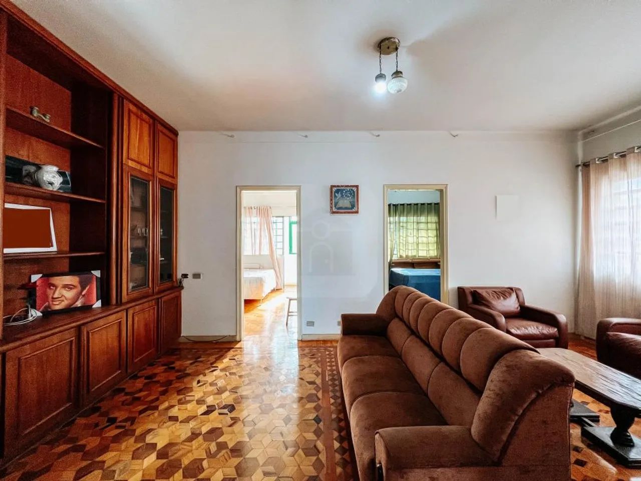 Prédio com Loja Comercial e Apartamento para venda no Bairro Martins - Foto 2