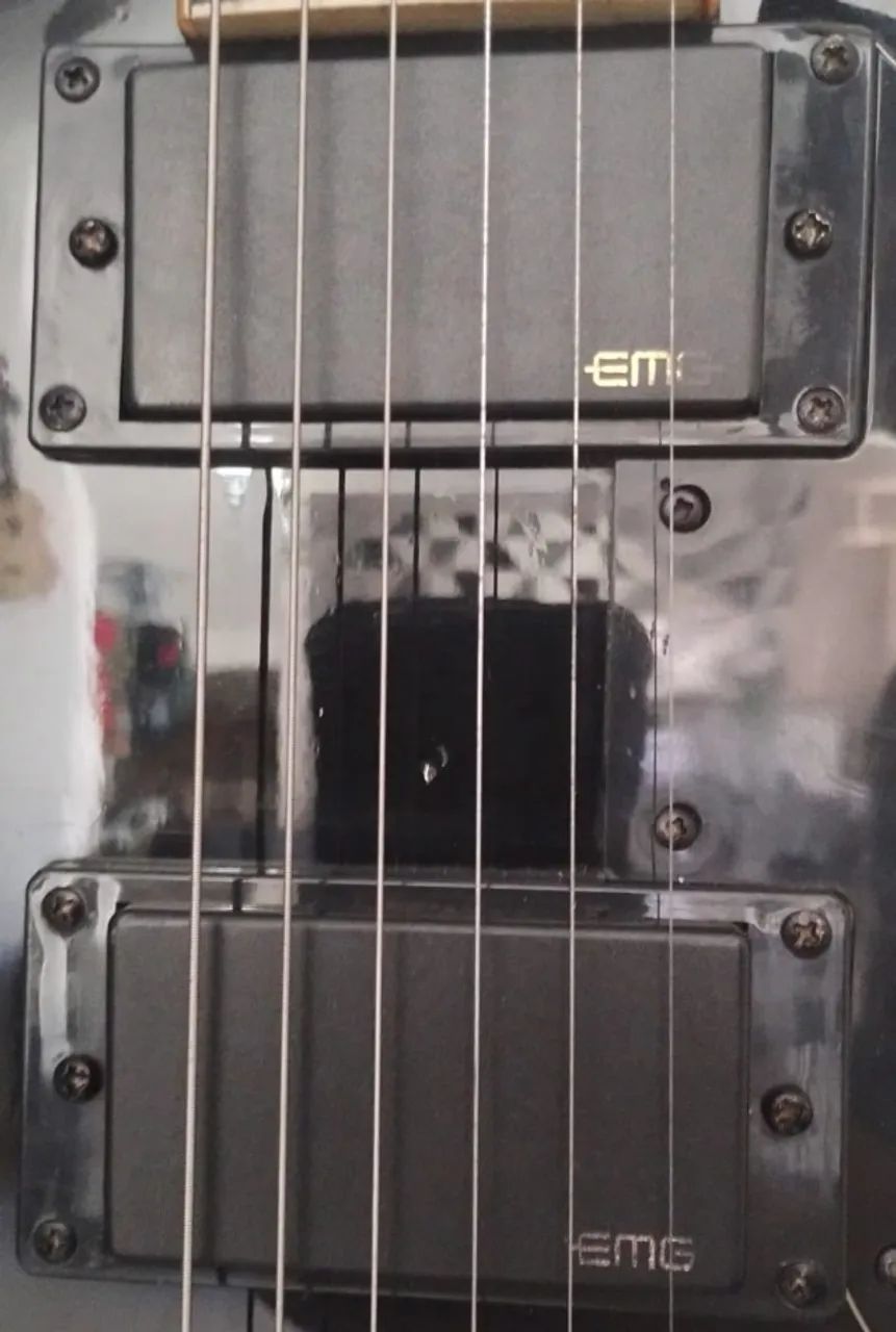 Guitarra SG com captação EMG - Foto 3