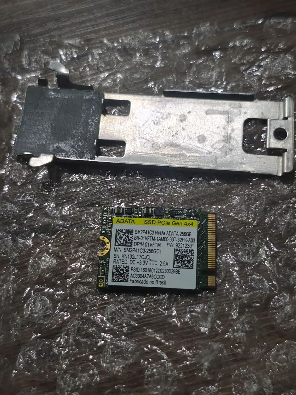 SSD NVMe ADATA 256gb M2 notebook + suporte 