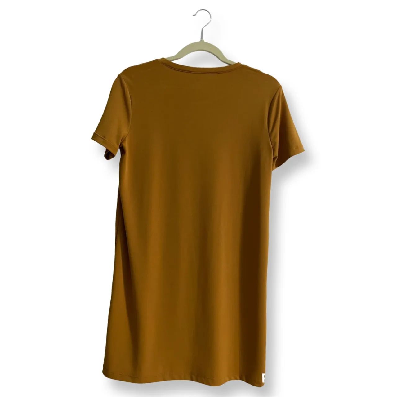 Camiseta Longa Mostarda Feminina Forever 21 - Foto 2