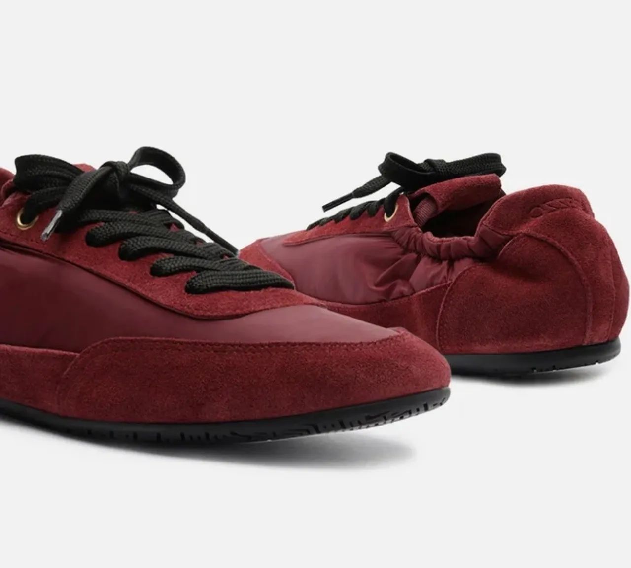 Tênis Vermelho Acamurçado Amarração - Foto 2