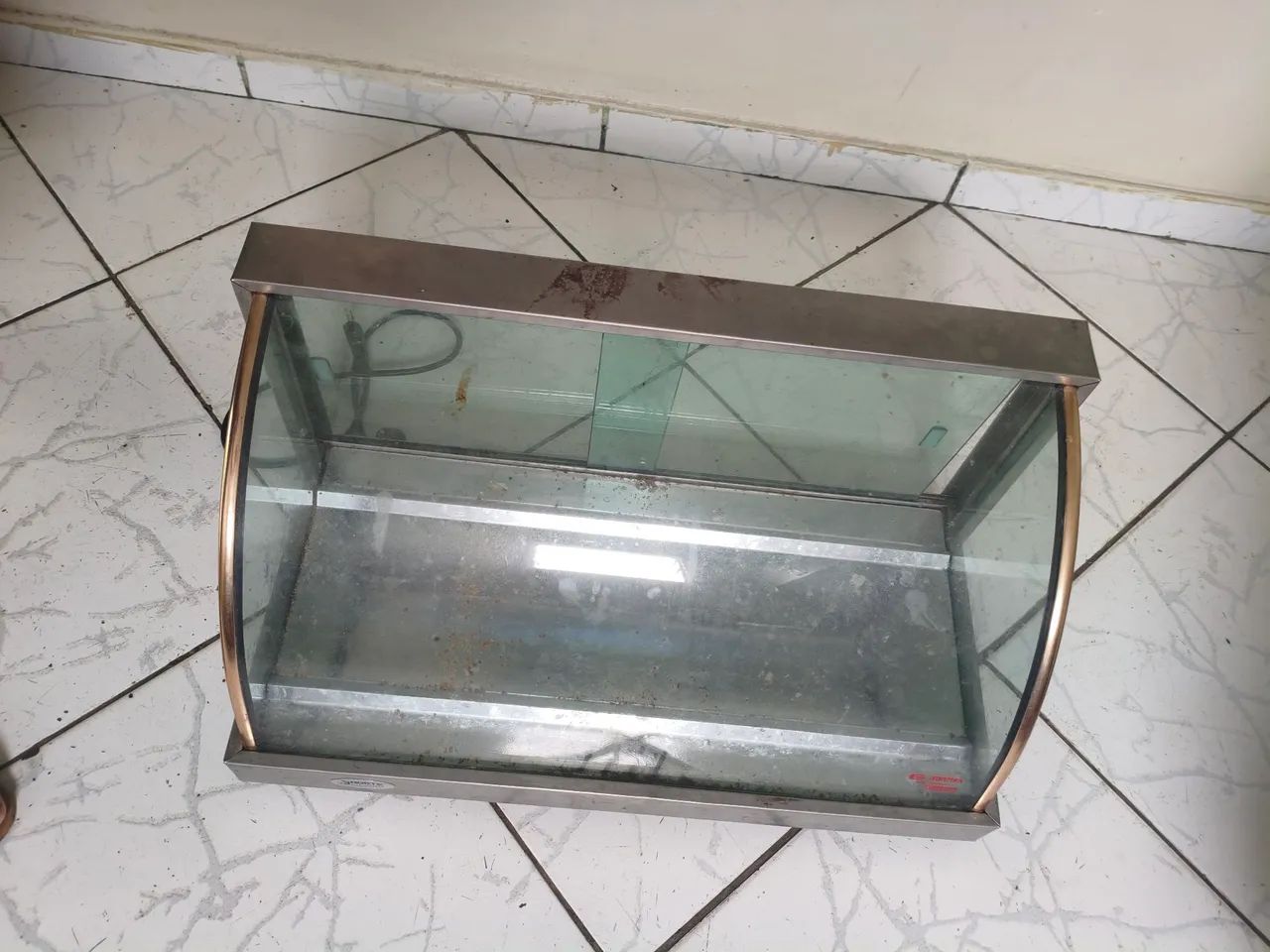Estufa esquenta salgados 