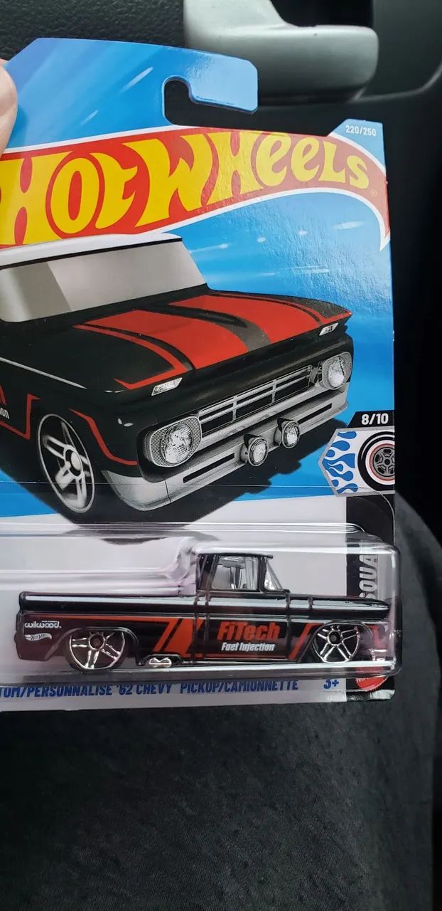 Hotwheels chevy 62
