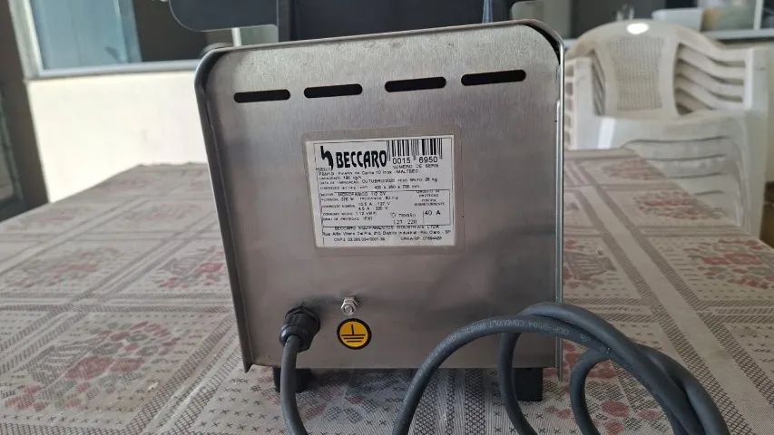 Moedor de Carne Industrial Boca 10 - Beccaro (Seminovo) - Foto 4