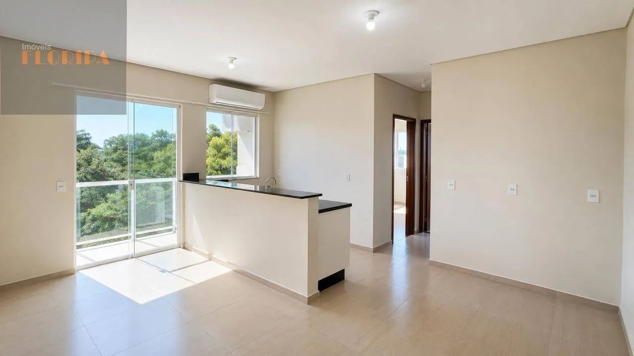 Apartamento com 2 dormitórios e vaga de garagem no Campeche - Foto 2