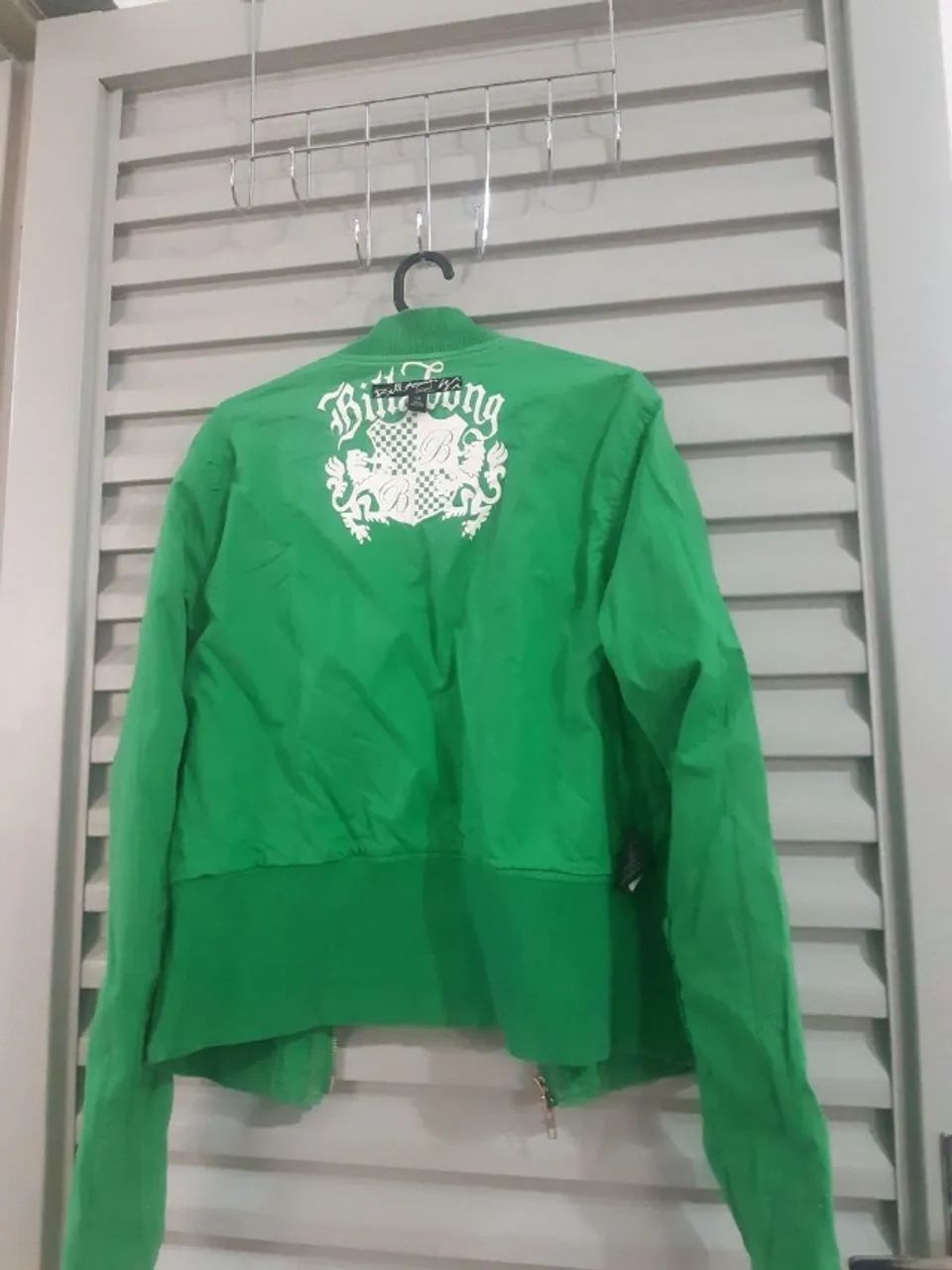 jaqueta bomber verde tamanho 38 billabong