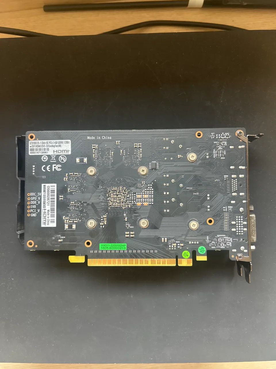 GALAX GeForce GTX 1650 usada - Foto 2