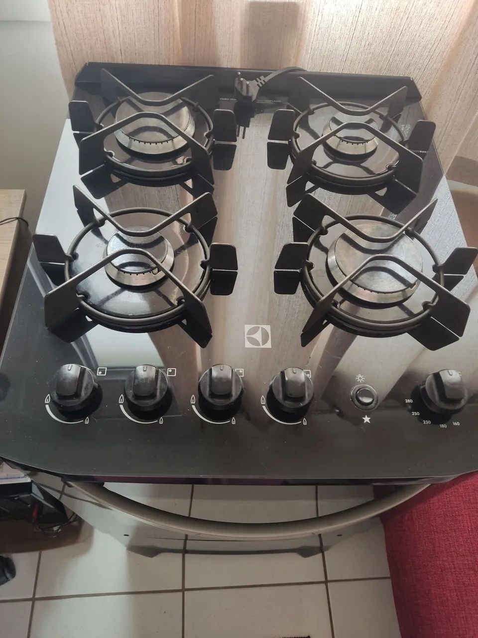 Fogão 4 bocas Electrolux Preto - Foto 3