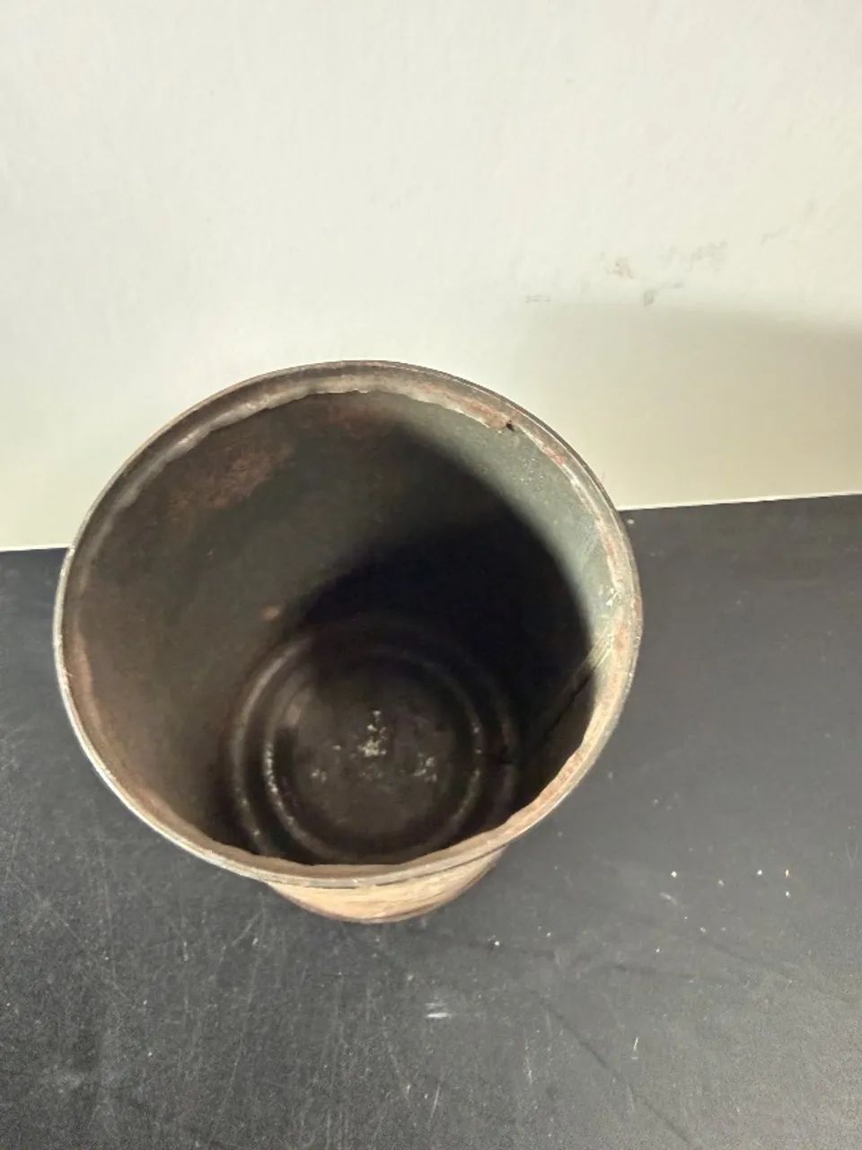 Antiga Lata de Metal Colecionável - Item Rústico de Época - Foto 5