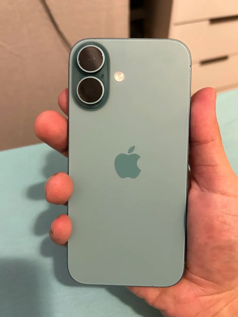 iPhone 16  - Foto 2