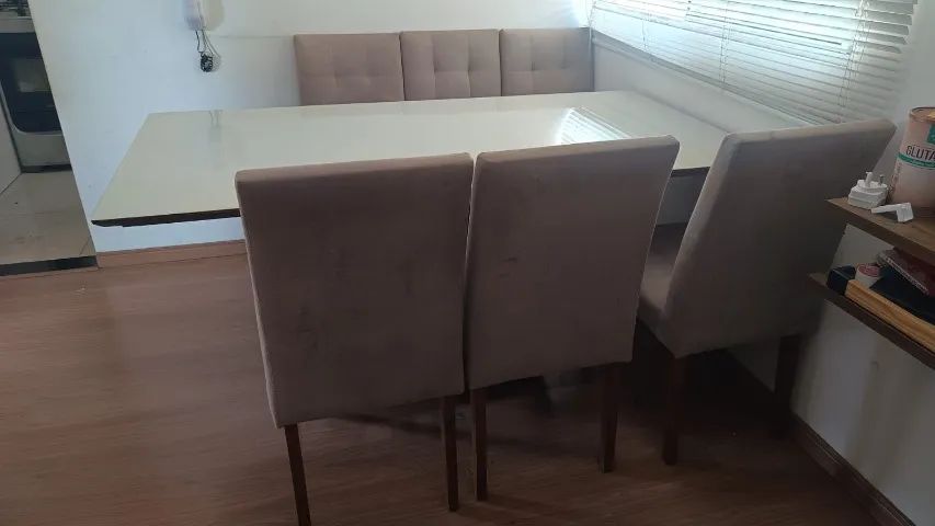 Mesa de jantar 6 lugares com cadeiras - Foto 2
