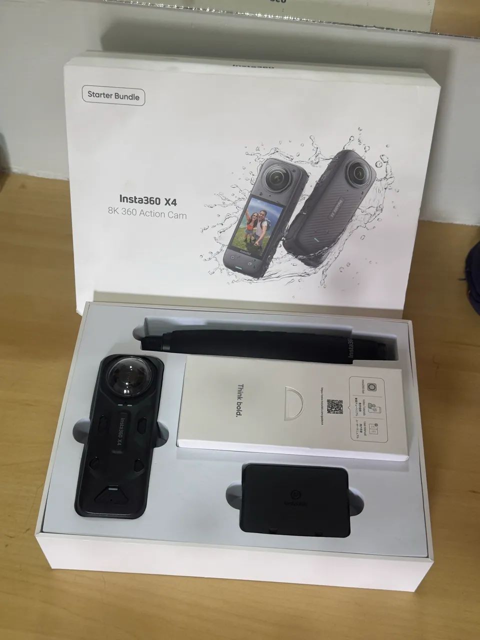 INSTA 360 X4 KIT COMPLETA 