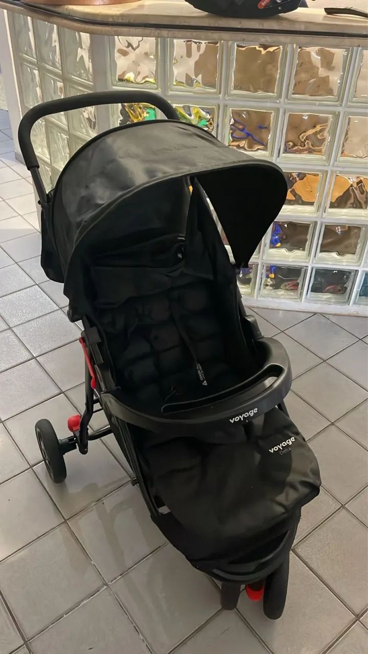 Carrinho de bebê com bebê conforto  - Foto 4