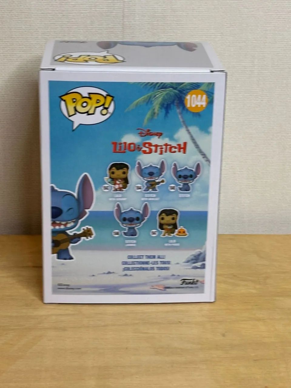 Funko Pop! Disney: Lilo & Stitch - Stitch W/ Ukulele #1044 - Foto 4