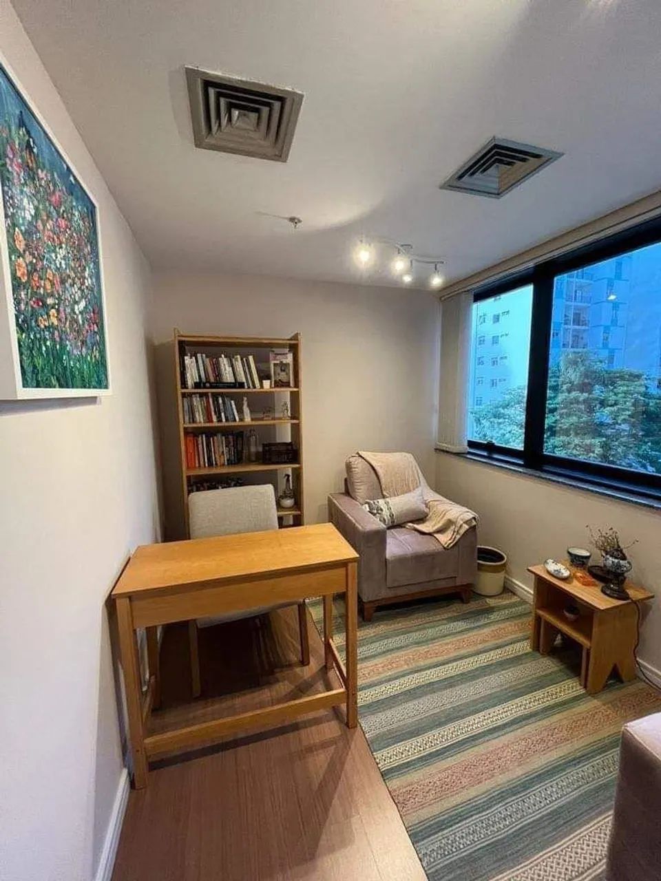 Sala Comercial á venda no Jardim Paulista com mobília e 1 vaga de garagem e - Foto 3