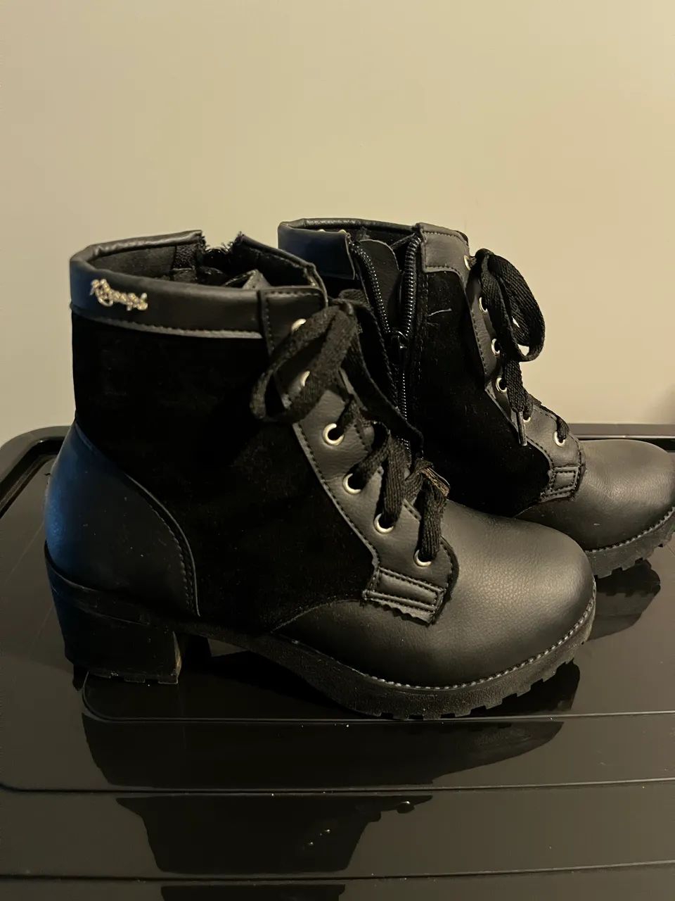 Bota cano curto 