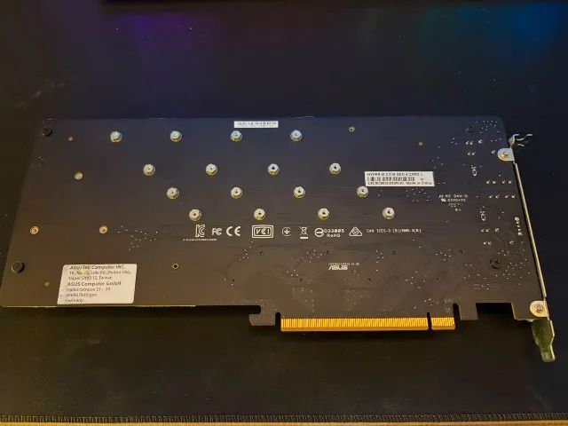 ASUS Hyper M.2 x16 Gen 4 usada - Foto 4