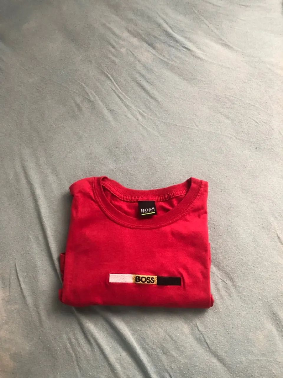 Camisa BOSS vermelha