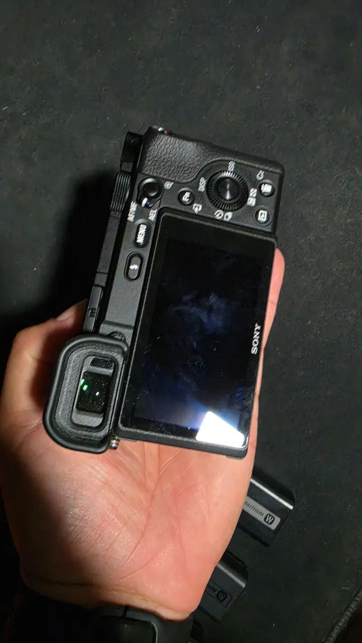 Sony a6400 + acessórios  - Foto 5