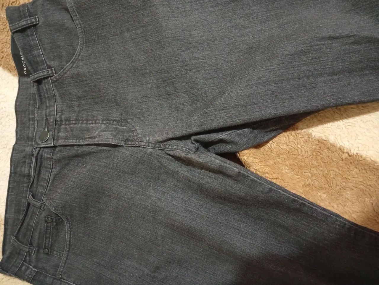 Vendo 3 calças Jeans com elastano. R$ 60 reais  - Foto 3