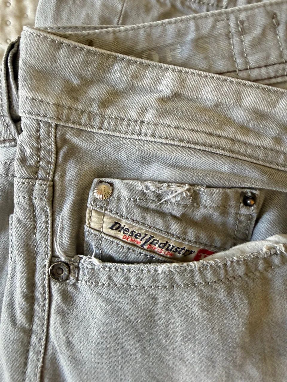 Calça Diesel cinza 42 original - Foto 4