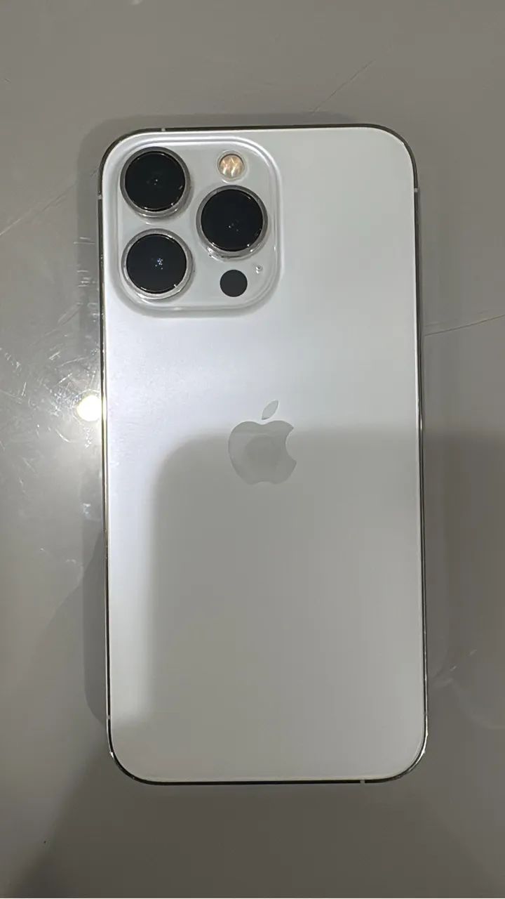 Apple iPhone 13 Pro ホワイト 256GB Apple iPhone 13 Pro 256GB 5G Semi-Novo Prata com Tela Super Retina