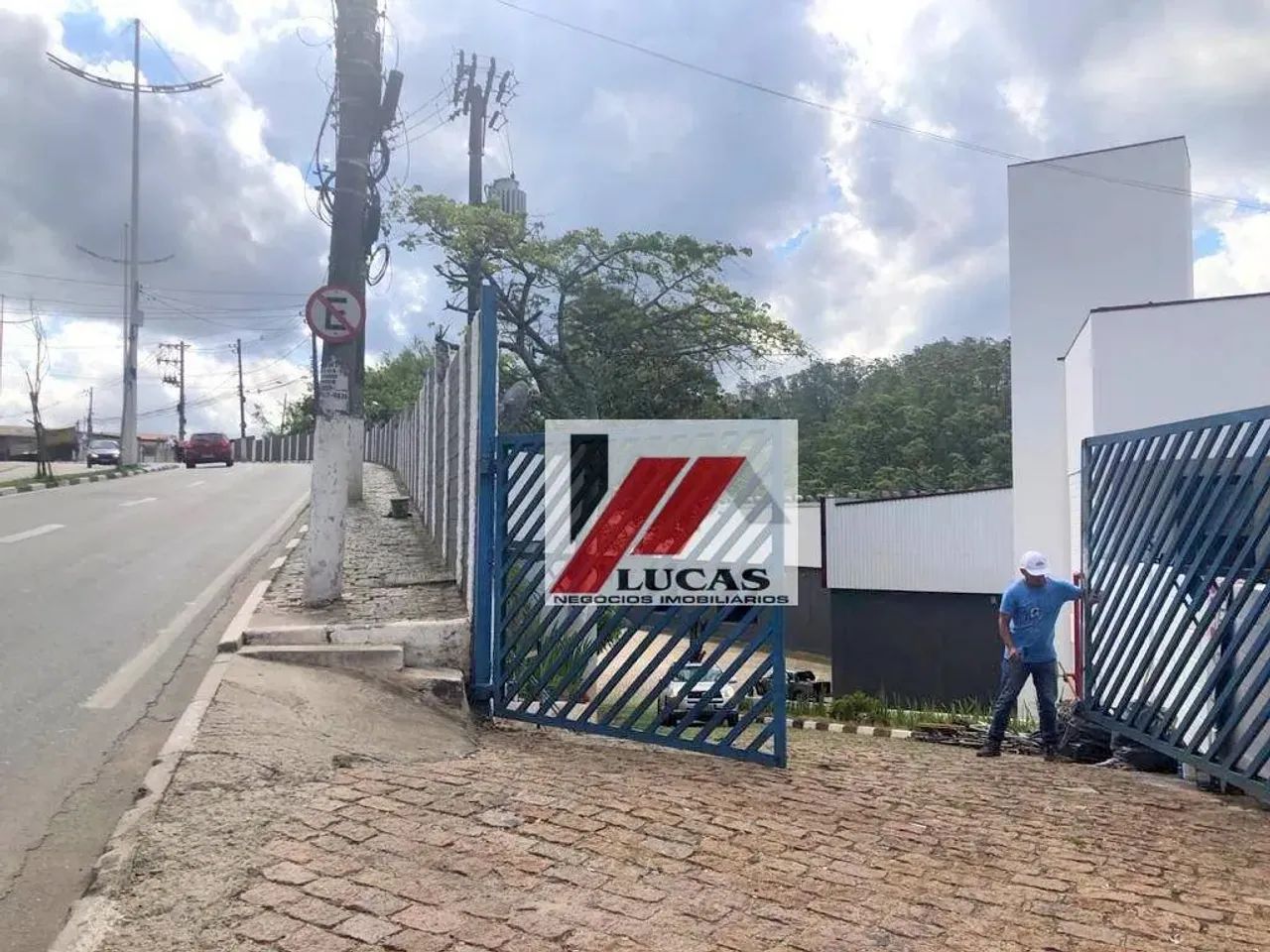 Galpão para locação próximo ao centro de Cotia. - Foto 3