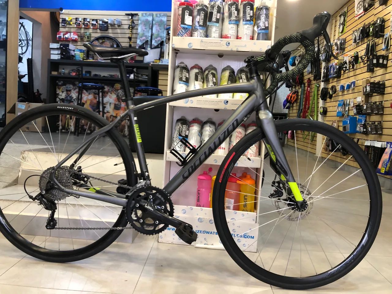 Bicicleta Specialized Diverge Shimano Sora TM:54 - Ciclismo - Vila