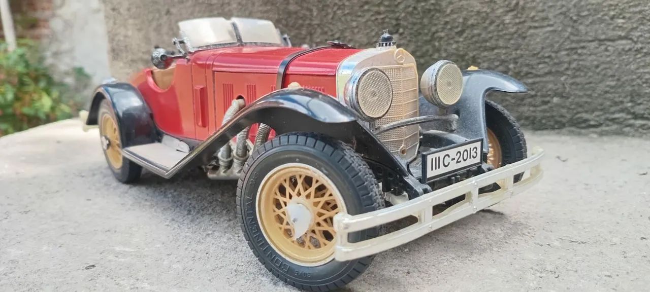 Miniatura Mercedes Benz SSK 1928 - 1/18