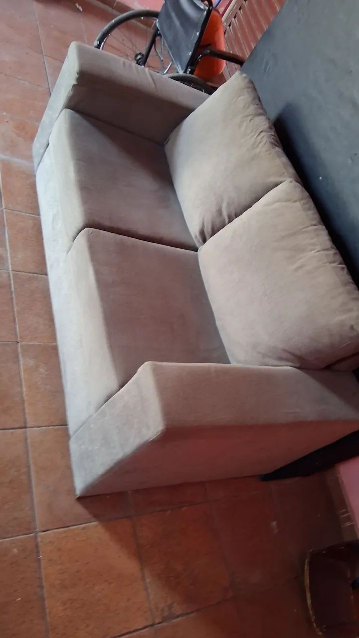 Sofá, 2 lugares, 1,70m x 86cm,  seminovo  - Foto 2