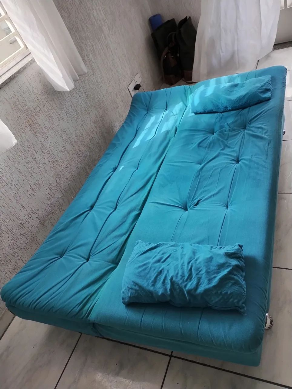 Sofá cama azul turqueza em Suede - Foto 3